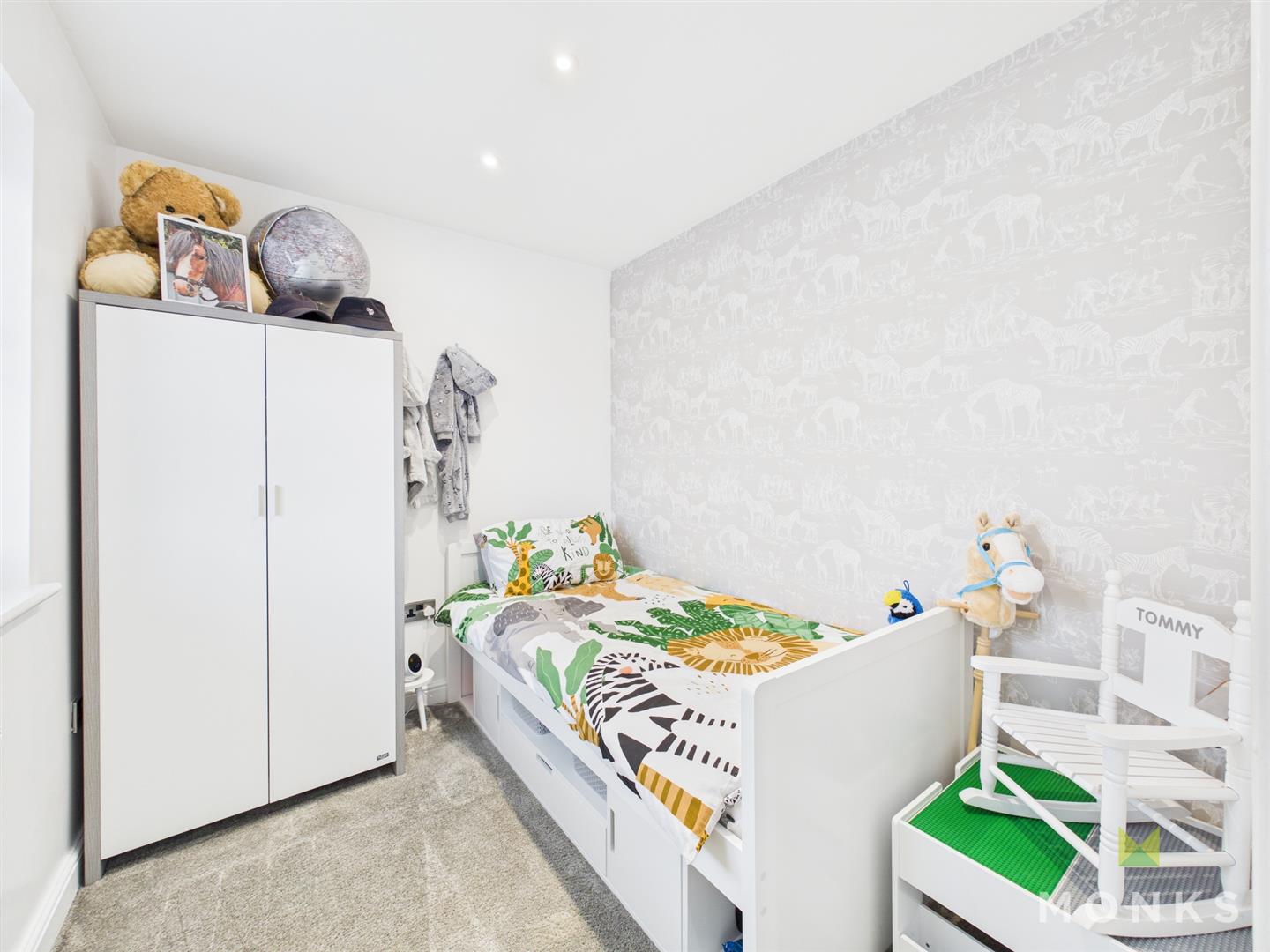 26 Hollands Drive, Oswestry, SY11 3FG For Sale